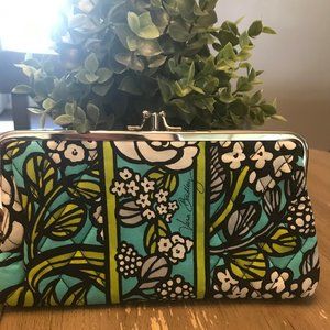 Vera Bradley Kisslock Wallet Island Bloom